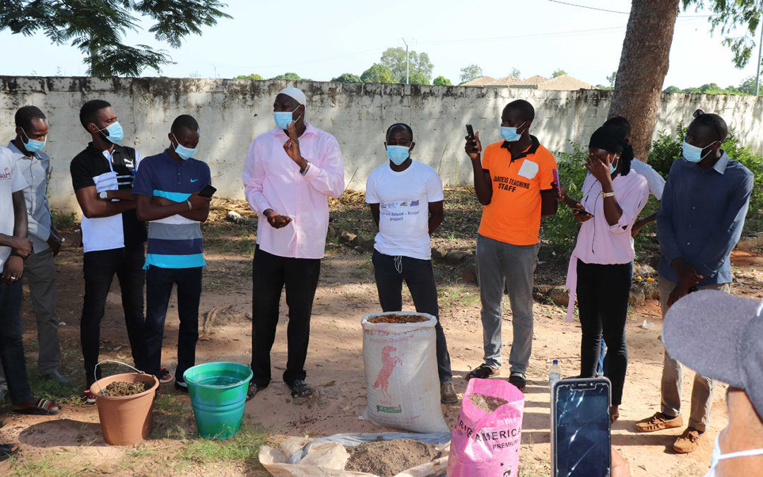 Tekki Fii project provides Training for 50 Schools Garden Masters