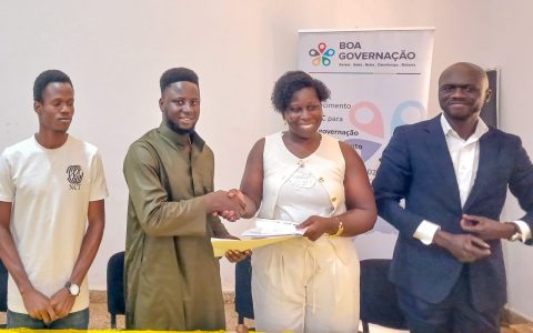 A assinatura dos acordos