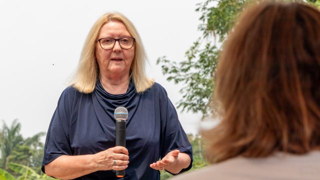 "Este trabalho, mais do que painéis solares, demonstra a reintegração efetiva, pós-conflito, de todas as famílias" Carolina Quina, Administração IMVF